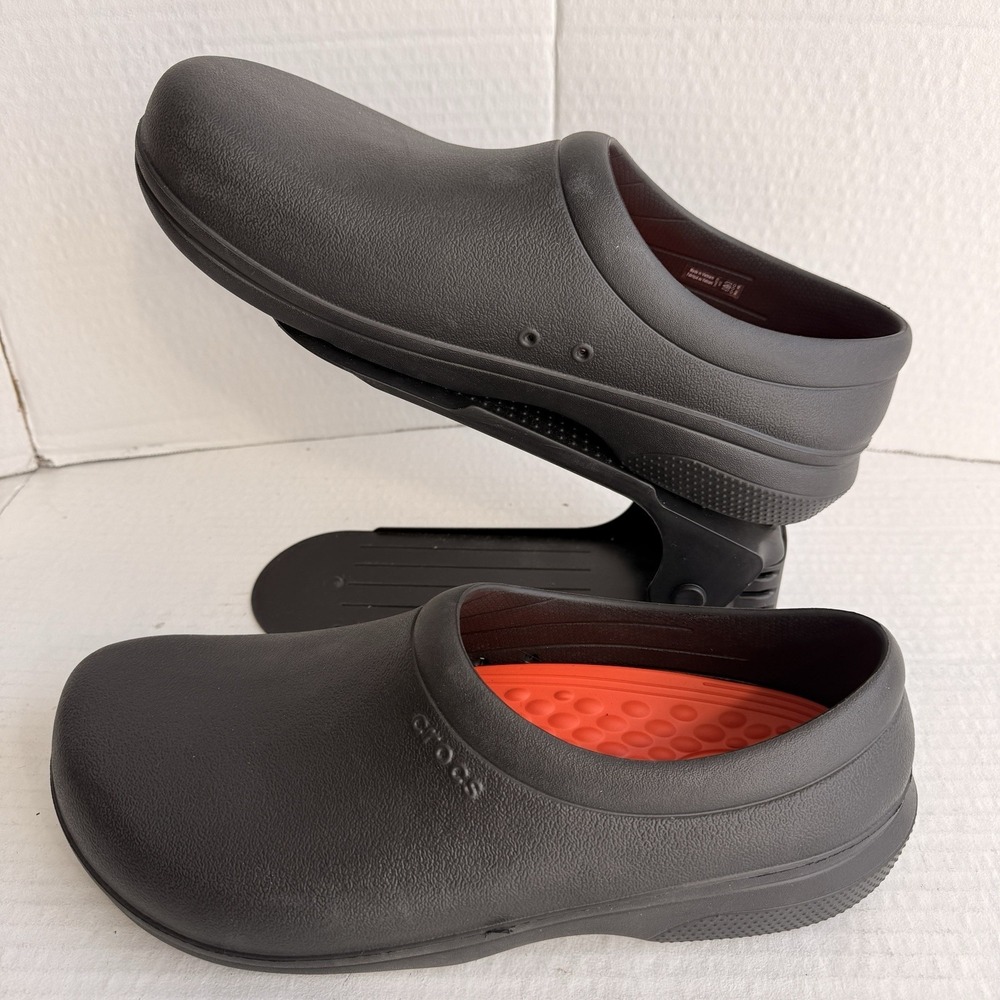 Crocs Mens 12 On The Clock LiteRide Workwear Slip Resistant Clogs Black Shoes - Picture 2 of 16